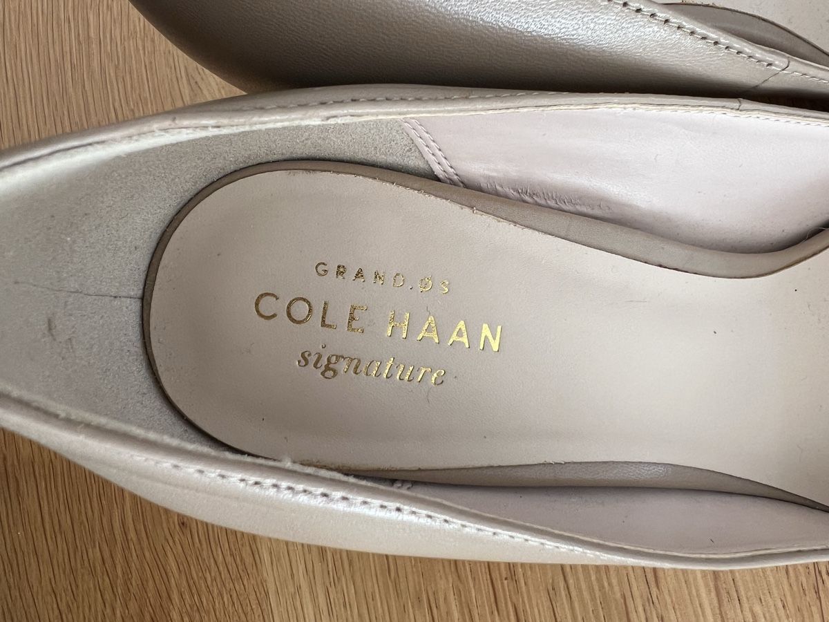 Scarpe da donna: Neue Lederpums von Cole Haan – Nuovo (secondo la descrizione) da Döttingen venduto da Steinklopferin 3