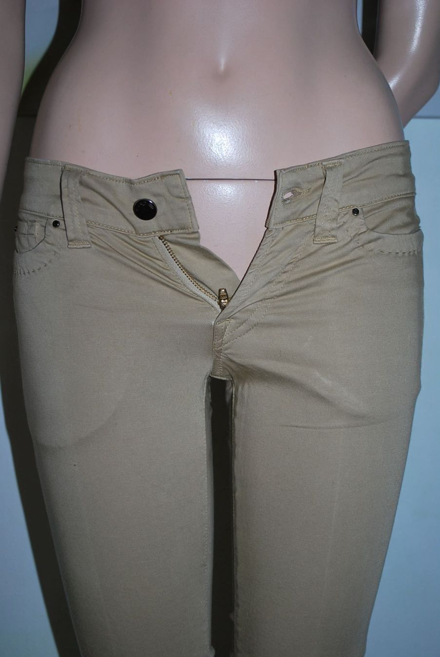 Jeans: Jeans SOS  Taille/Grosse 32 CH NP CHF 210.-- – Usato da Cossonay-ville venduto da Super-Price-Quality 2