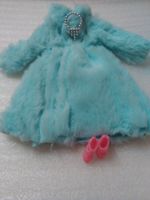 SPIELZEUG BARBIE MANTEL; AUS PELZ