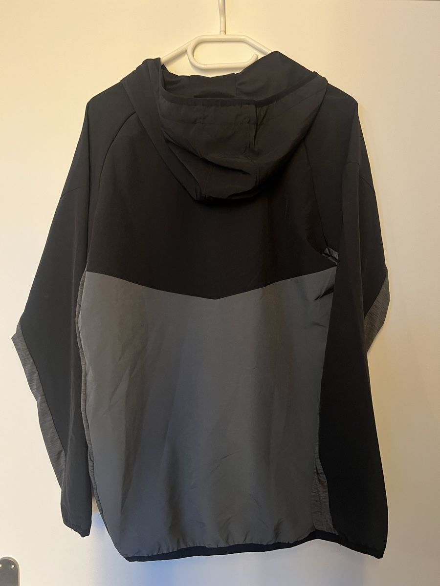 Felix Bühler Giacche: Felix Bühler Übergangsjacke Jacke Pullover , Schwarz Grau, S – Usato da Langenthal venduto da ivet7 5