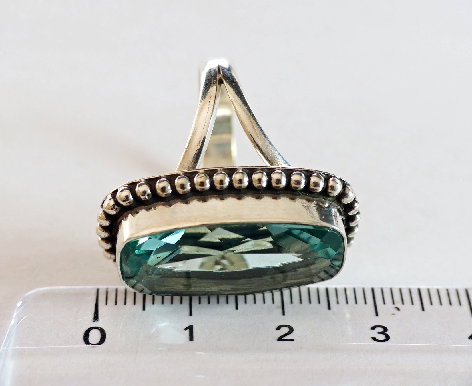 Anelli: Silberring 925 mit grünem Amethyst – Nuovo e nell'imballaggio originale da Matten b. Interlaken venduto da kero71 7