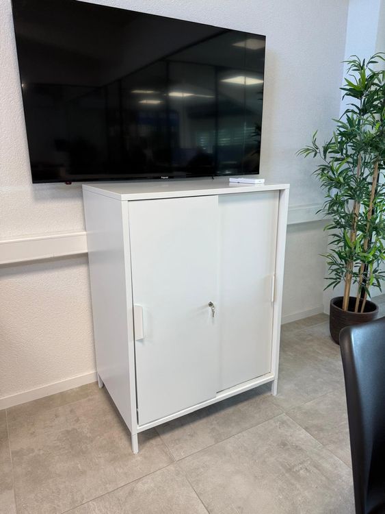 Ikea Cassettiere: Commode Ikea avec fermeture à clé – Usato da Lausanne venduto da Vanessrem