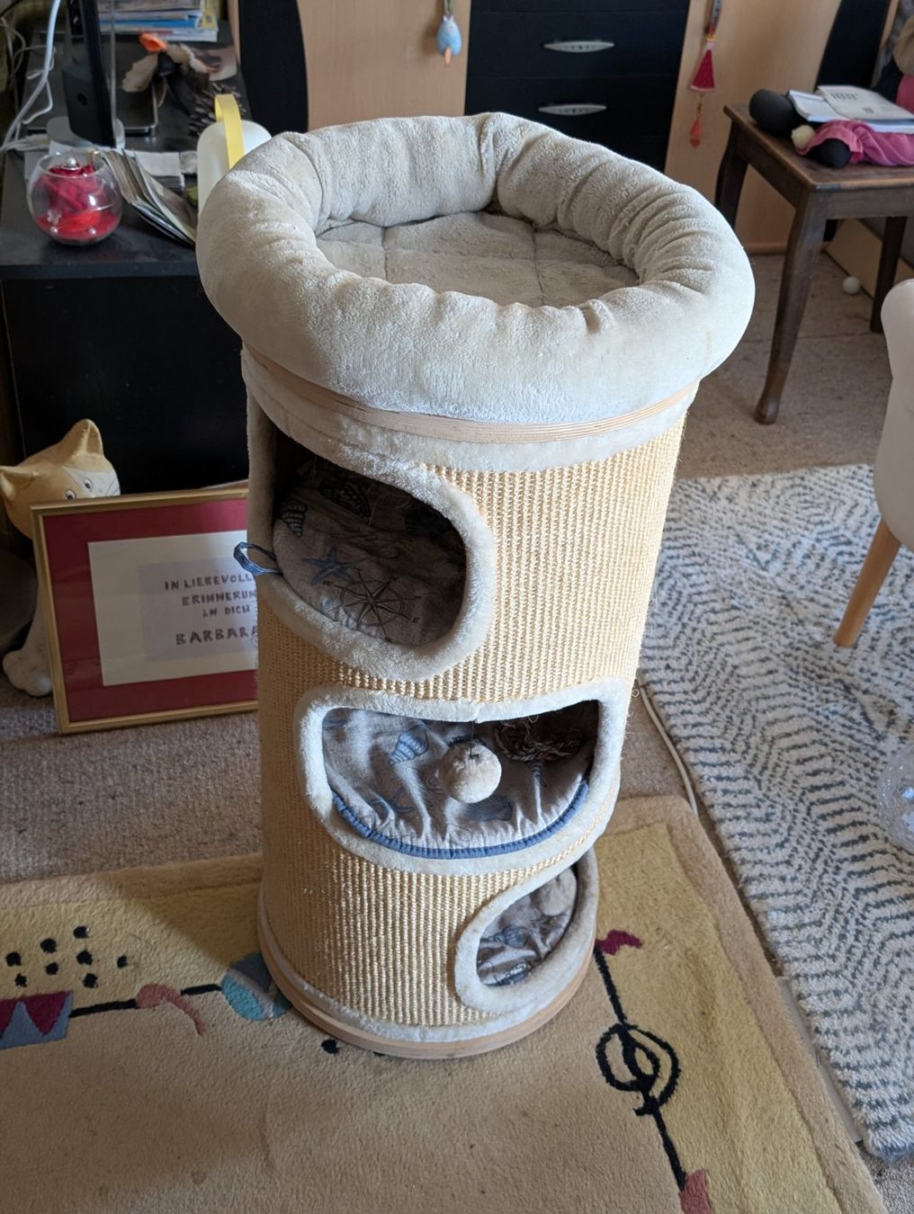 Katzenbaum - Kratzbaum: Katzenmöbel – Gebraucht aus Benken ZH von mat_t5b9