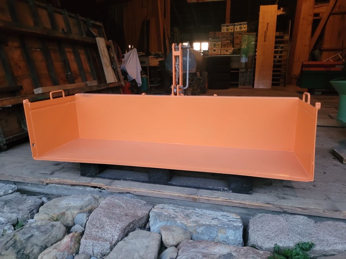 Zaugg Tutte le macchine: Heckschaufel – Usato da Sigriswil venduto da ck56