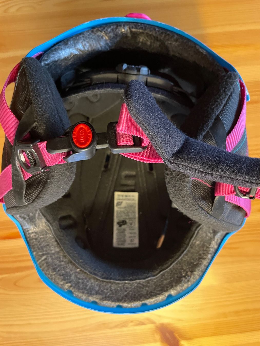 Uvex Casques: Uvex Helm pink blau – D'occasion à Zermatt par mar_f9v6 4