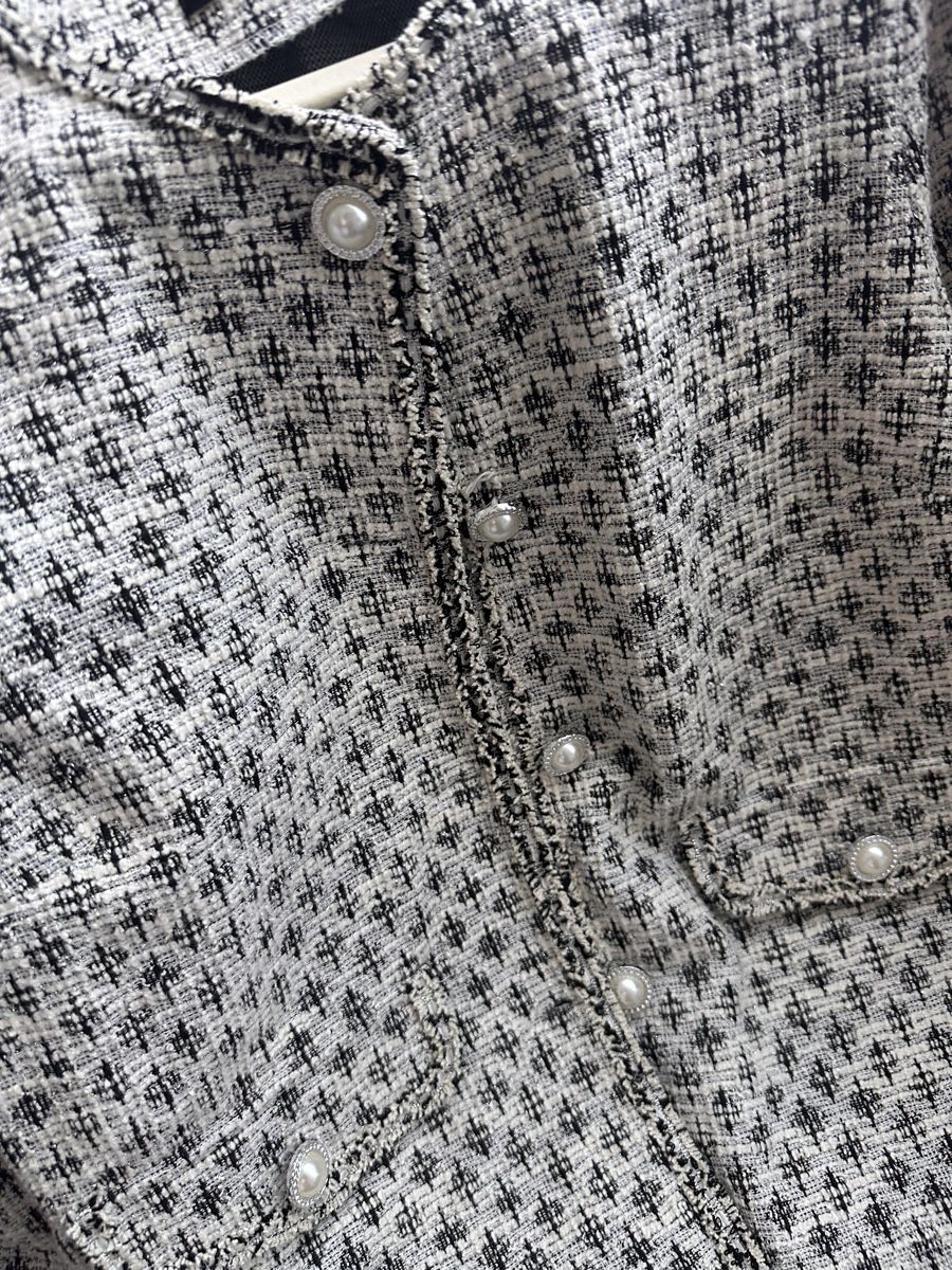 Giacche: Blazer Jacke Tweed Stil – Usato da Zürich venduto da Chez_Dali 2