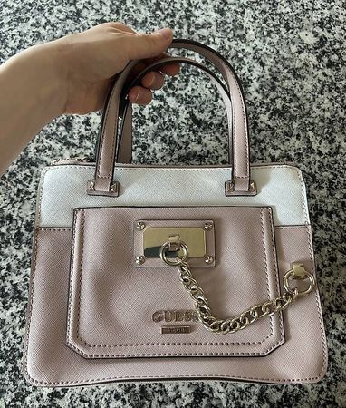 NEU (NP CHF 179.-) GUESS Tasche 🩷 inkl. Schultergurt - TOP!
