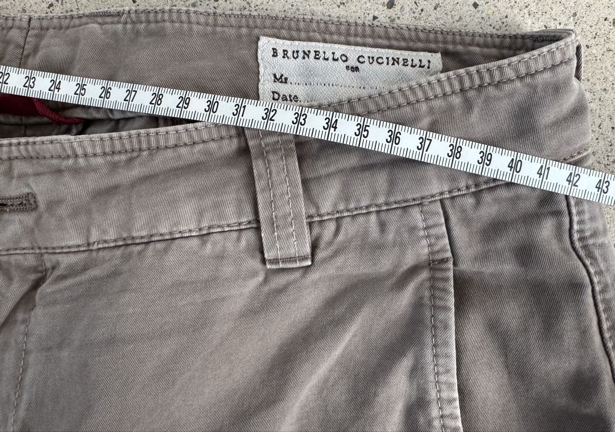 Brunello Cucinelli Pantaloni: Brunello Cucinelli beige Hose – Usato da Zürich venduto da di_archive 7