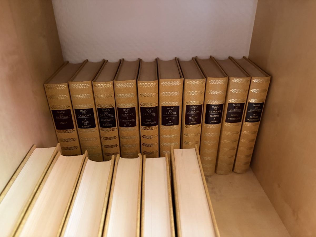 Bücher: Lot de livres Mazo de La Roche  – Gebraucht aus Lavigny von Lea_9rxv 1