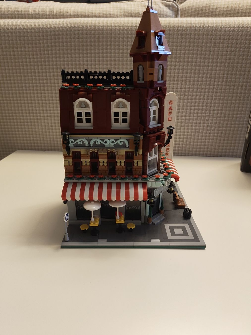 Kit di modellismo & Modellini statici: Cafe Corner Set von JoJing – Nuovo (secondo la descrizione) da Root venduto da hei_v8g2 3