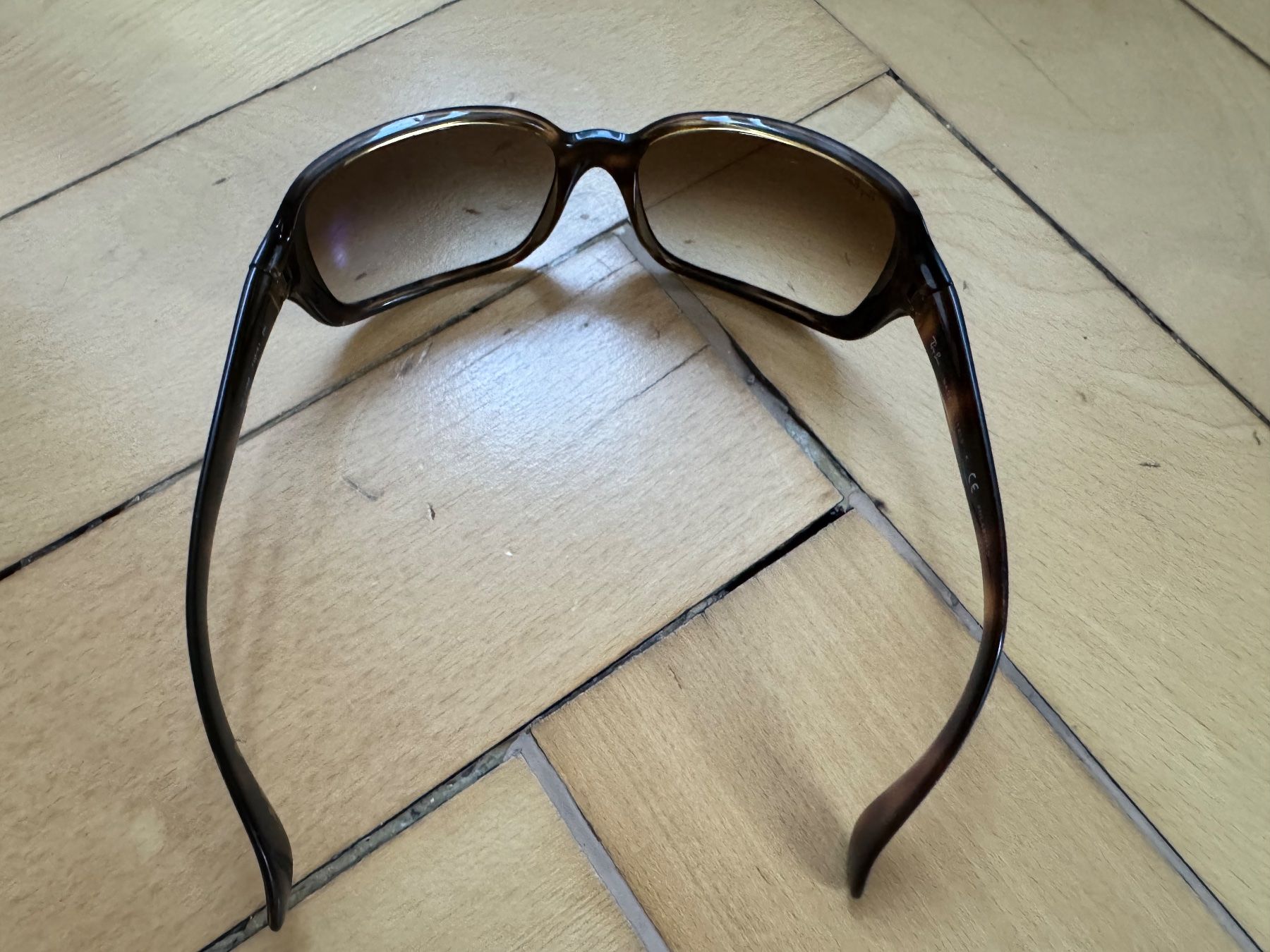 Ray-Ban Occhiali & Lenti: Sonnenbrille Ray-Ban Damen RB4068 – Usato da Zürich venduto da misscheeky 3
