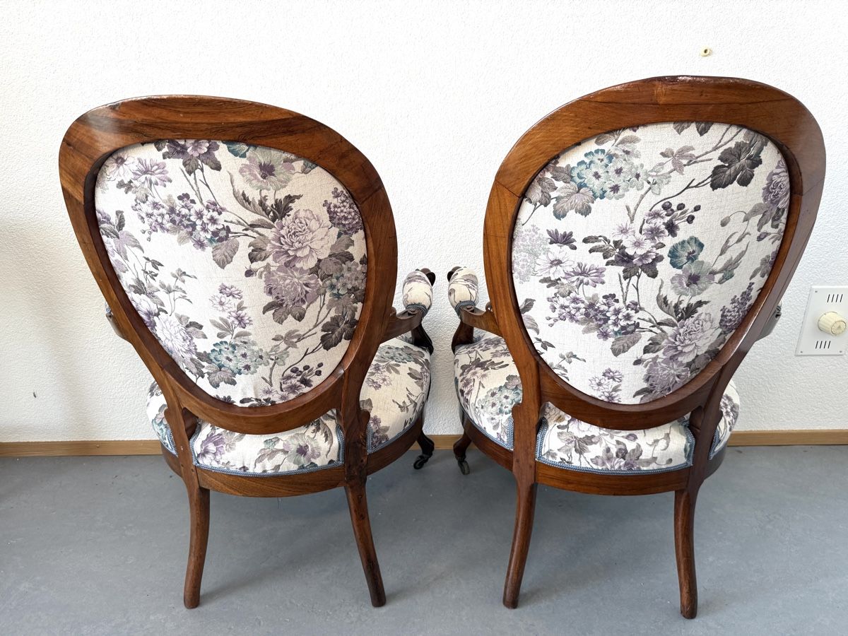 Poltrone: 2 antike Sessel mit Blumenmuster ab 1.- – Usato da Nidau venduto da Nintschgu 6