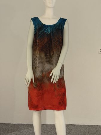 Très belle robe colorée  Luisa Cerano 40