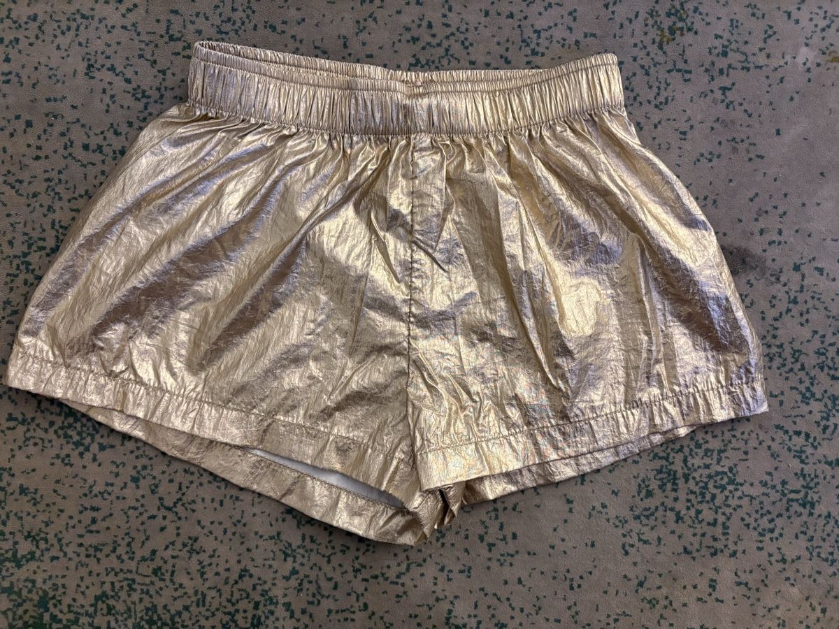 Tinycottons Pantaloni: Tiny cottons goldene Shorts 98 – Usato da Winterthur venduto da kiwimel