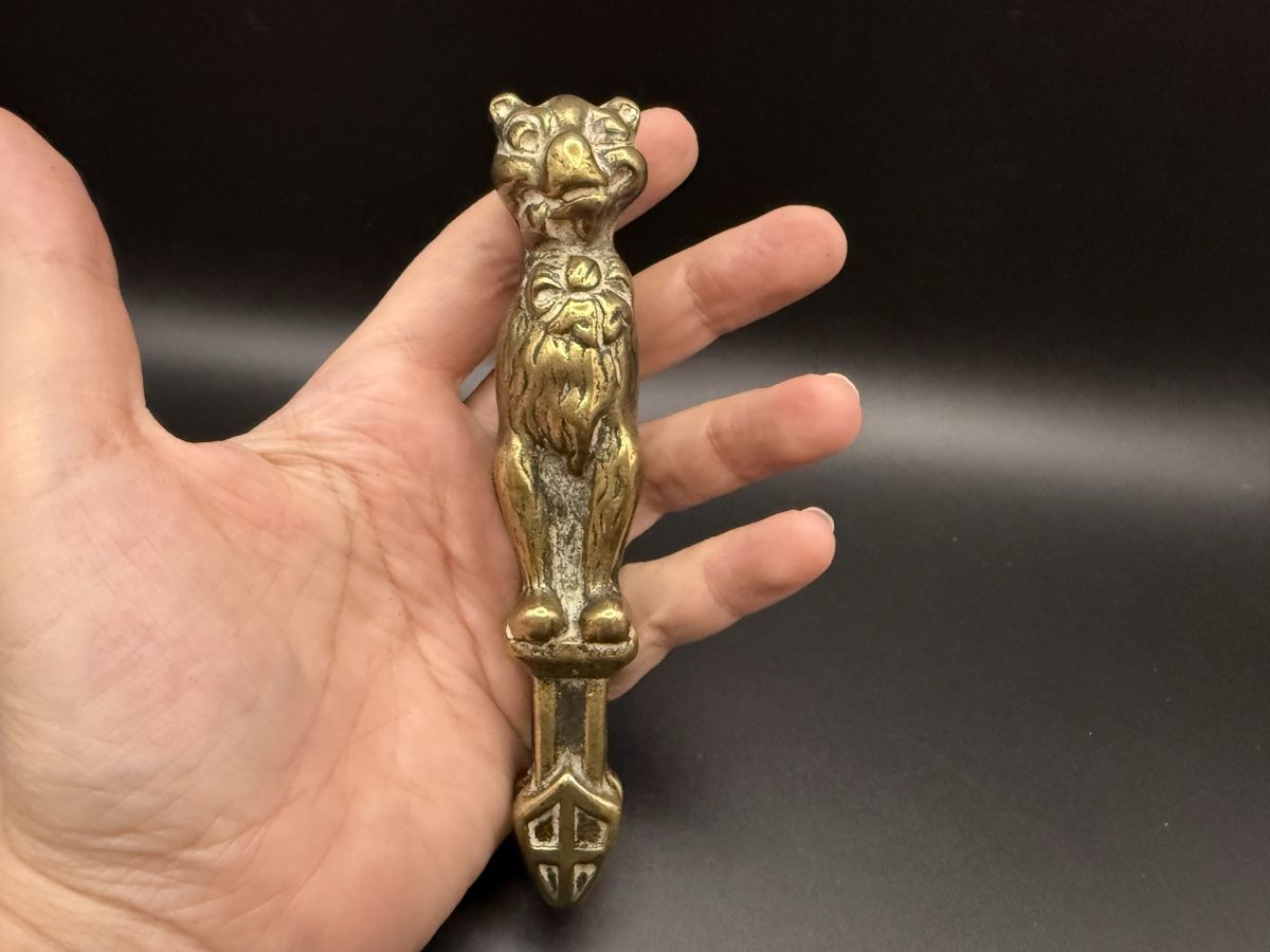 Küchengeräte: Löwenförmiger Vintage-Nussknacher aus Messing Oder Bronze – Gebraucht aus Lamone von LaCantinaMagica 1