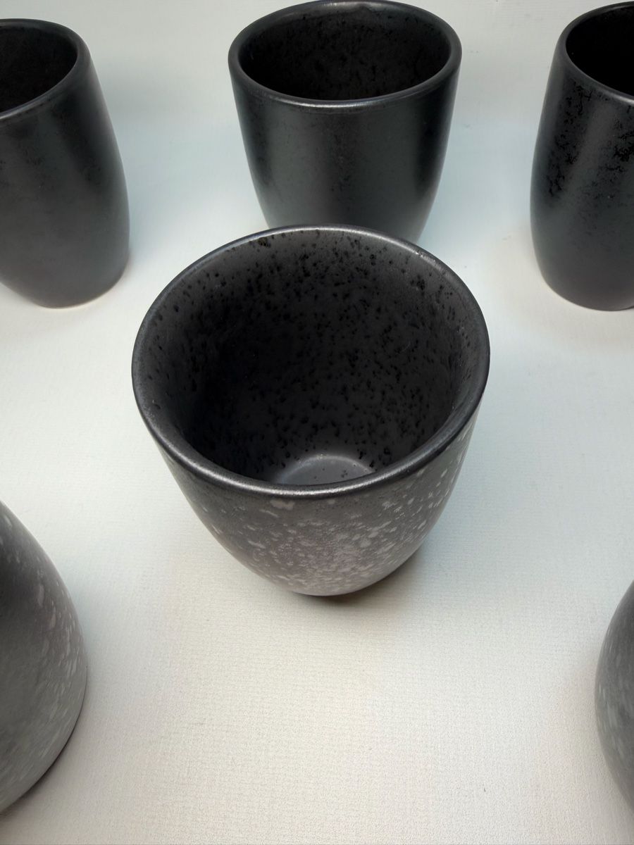 Tazze: 8 BITZ Design Keramikbecher Schwarz Danish Design Set – Nuovo (secondo la descrizione) da Rombach venduto da vir_2dsd 2