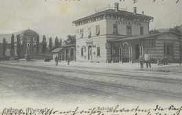 27.7.1912alter Bahnhof Altstätten Leute warten