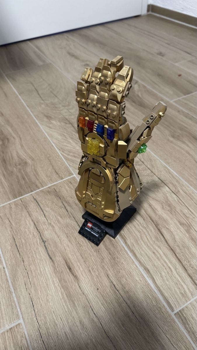 Lego Jeux de construction: LEGO Marvel Infinity Gauntlet - Thanos Handschuh! – D'occasion à Menziken par amped02
