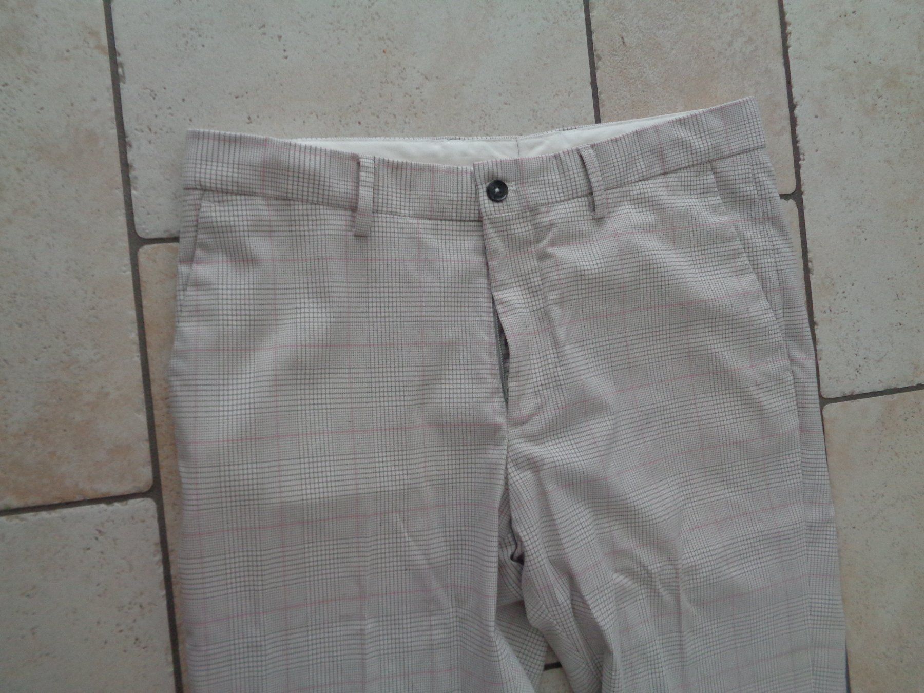 Zara Pantaloni: Hose  Zara  Grösse 40 – Usato da Kreuzlingen venduto da Robi-2003 1