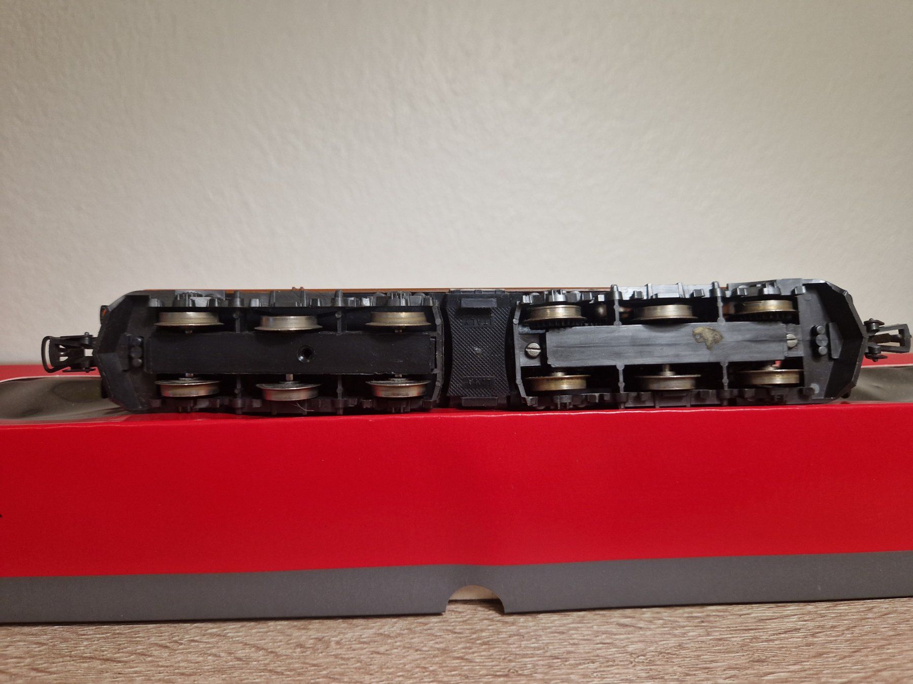 Lima Modellini di ferrovie: Lima E-Lok 11103 SBB H0 (4) – Usato da St-Aubin-Sauges venduto da tantome 4