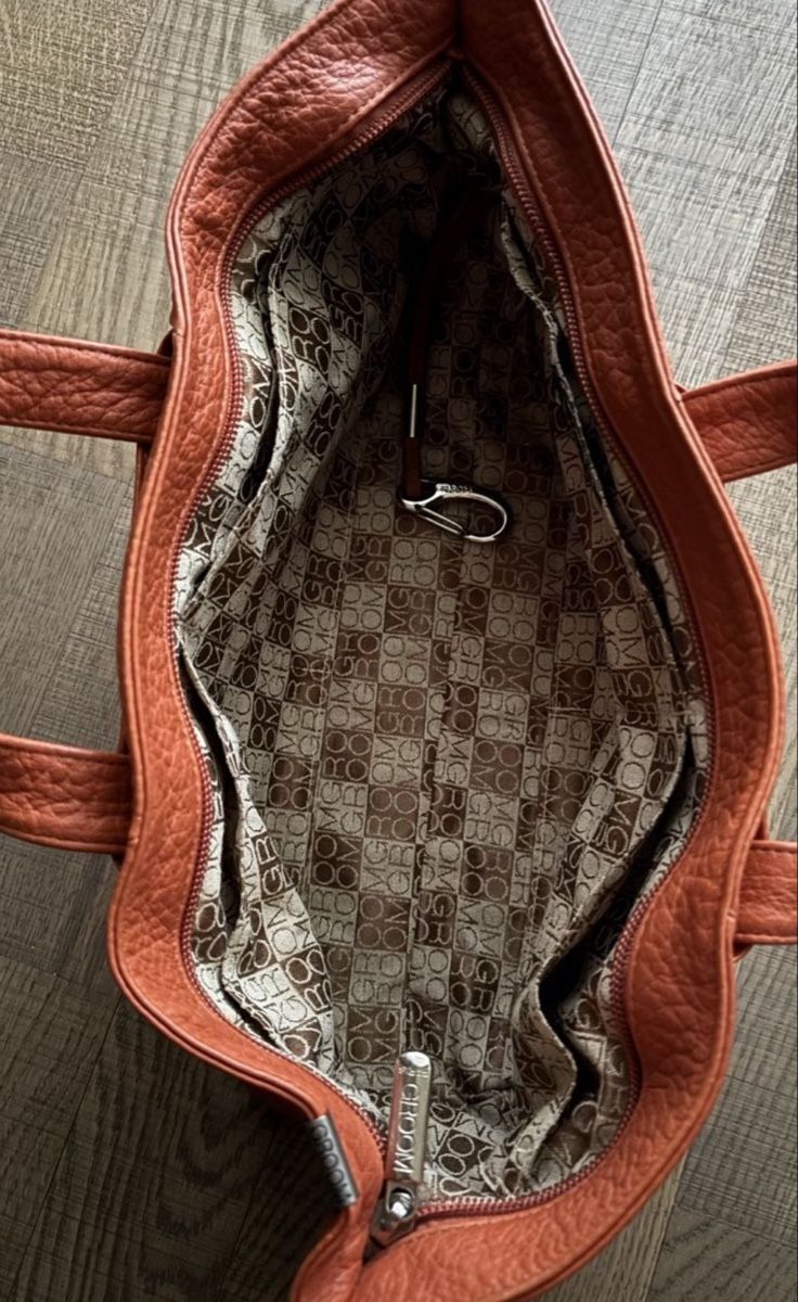 Borse da donna: Tasche von Groom Paris – Usato da Donat venduto da troja007 1
