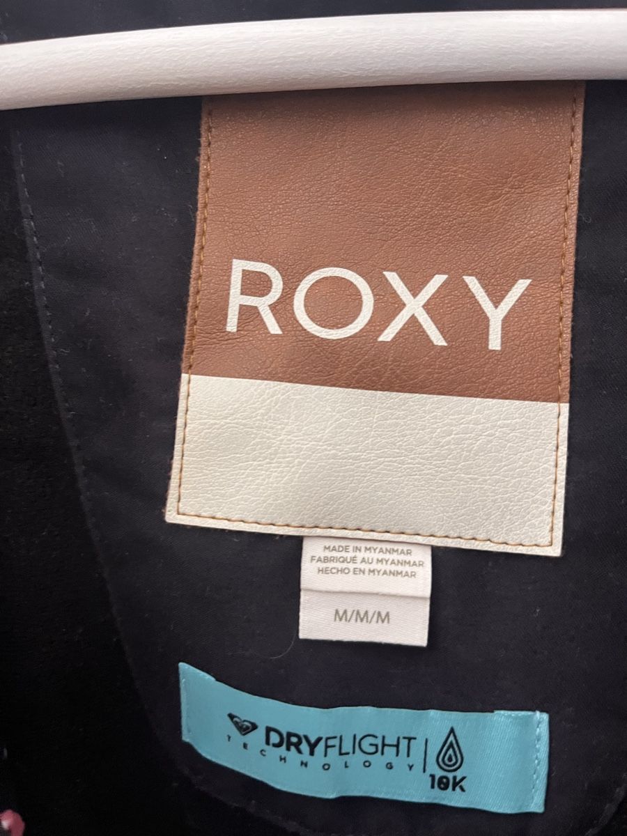 Roxy Jacken: Schwarze Roxy Skijacke – Gebraucht aus Meyriez von KelPi 1