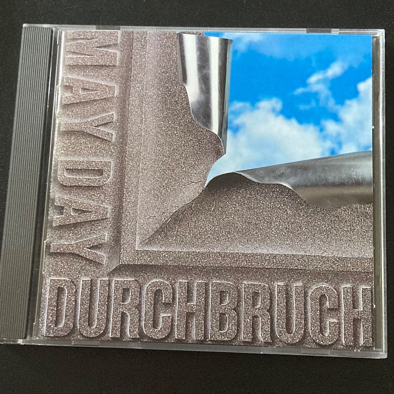 CDs: May Day - Durchbruch | Swiss Hard Rock – Gebraucht aus Bern von Ntsamina