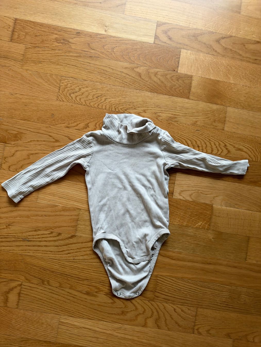 H&M Kleiderpakete & -sets: Baby Bodys Grösse 80 – Gebraucht aus Kemptthal von bklaudia 2