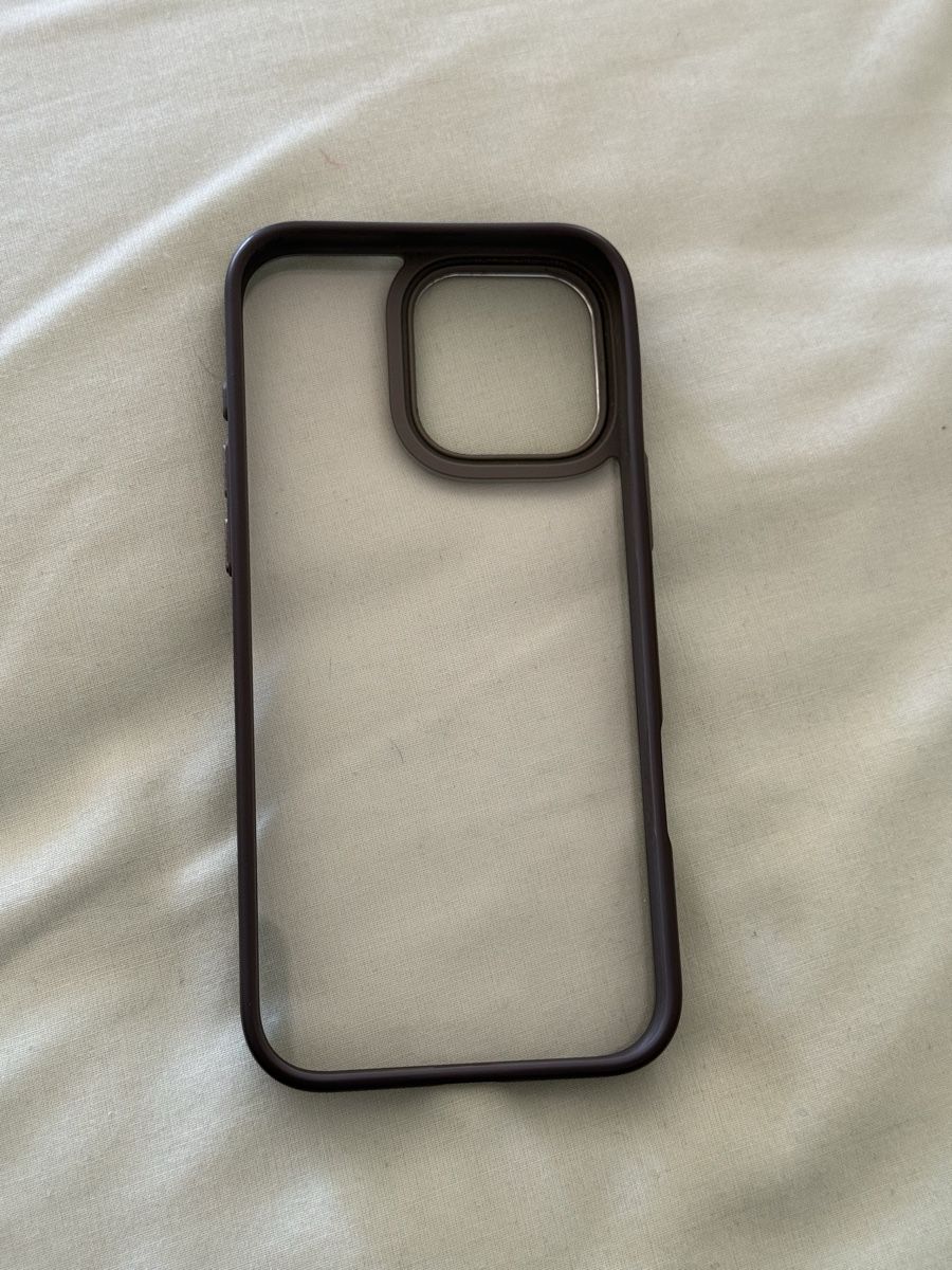 Cover & Protezioni schermo: Coque iPhone 16 Pro Max transparente, occasion. – Usato da Lausanne venduto da Licio7