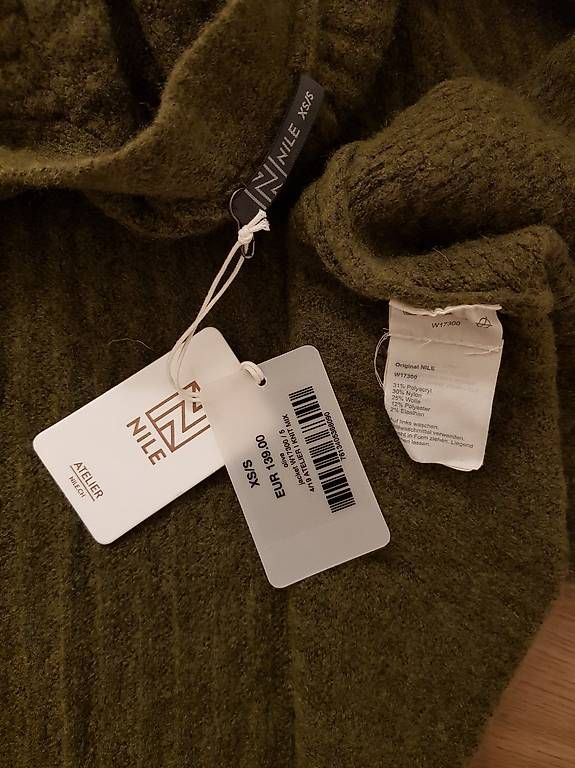 Nile Giacche: NILE.  Strickjacke.  Neu – Usato da Wetzikon ZH venduto da med_2y76 1