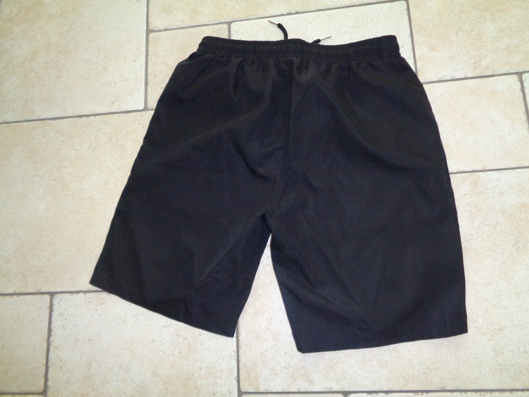 Pantalons: Shorts  Grösse S – D'occasion à Kreuzlingen par Robi-2003 2