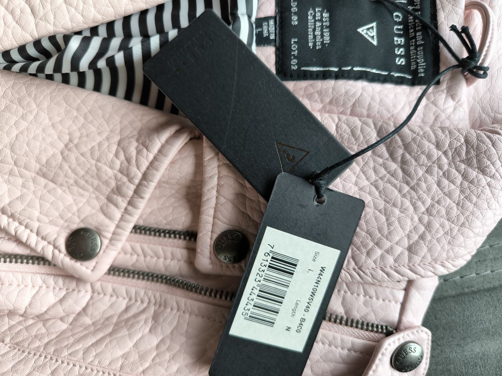 Guess Giacche: Guess Jacke Gr. L – Nuovo (secondo la descrizione) da Port venduto da Lararuth 2