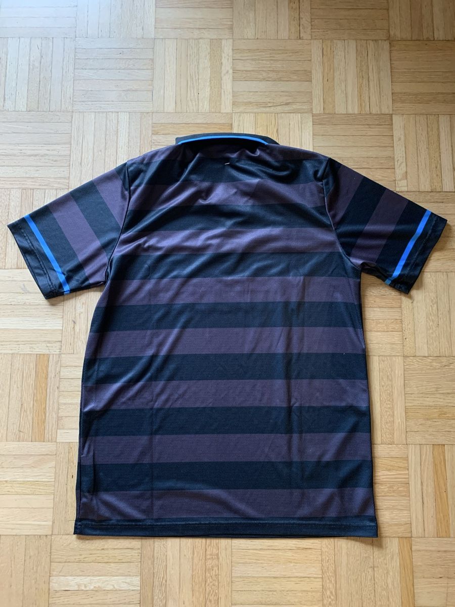 Umbro Leibchen & Hosen: Fussballtrikot Inter Mailand Umbro Pirelli Gr. XL – Gebraucht aus Jona von Siestaaa 1