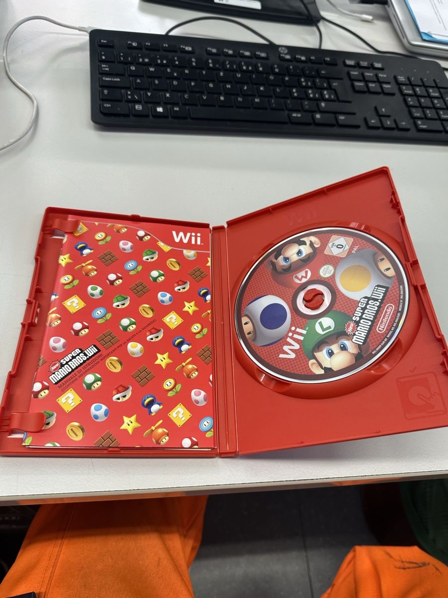 Nintendo Spiele: Wii super mario – Gebraucht aus Sonvico von Harley1365 1