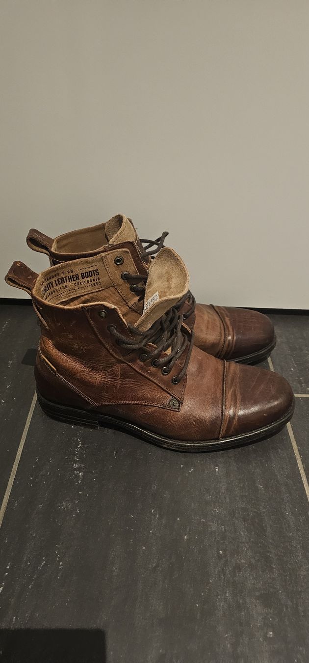 Levi's Scarpe da uomo: Herrenschuhe – Usato da Hüntwangen venduto da piggy13 1
