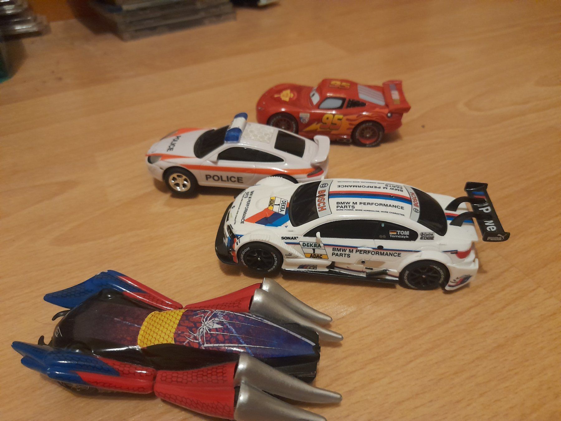 Carrera Rennbahnen: 4 Carrera Go Auto – Gebraucht aus Lustmühle von chevi03 1