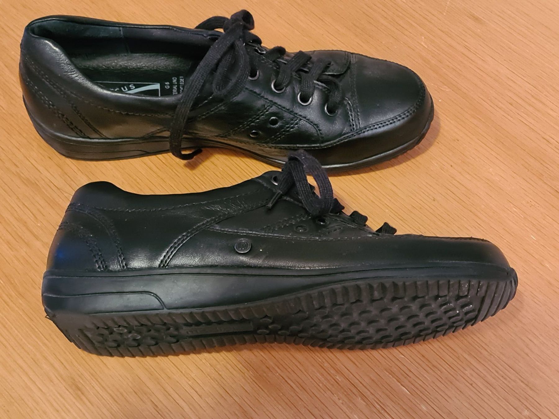 Scarpe da donna: Freizeitschuh Grösse 38.5 – Usato da Olten venduto da chaas21 1