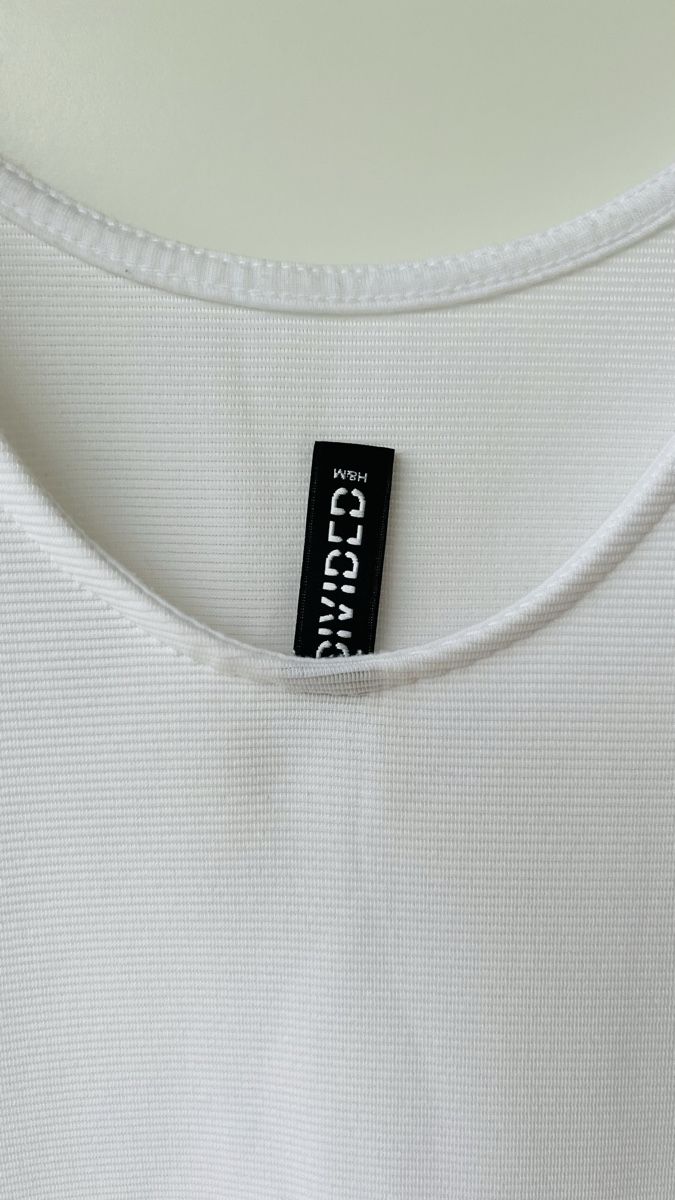 H&M Vestiti: Robe d'été blanche H&M Divided taille 34 – Nuovo (secondo la descrizione) da Lausanne venduto da Global.P 2