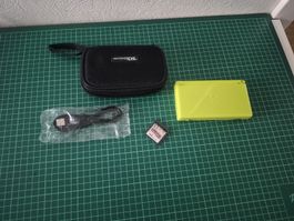 Nintendo DS Lime Green - Includes Game, Charger and Case!