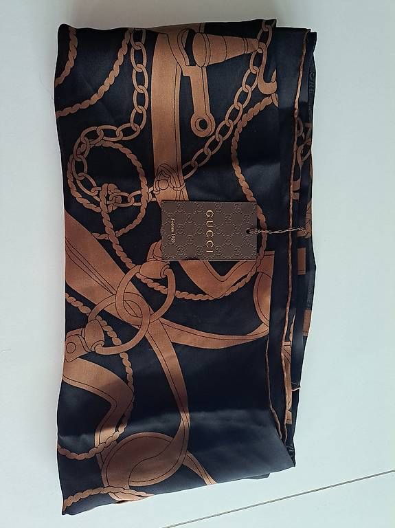 Foulards, Tücher & Schals: Gucci foulard – Gebraucht aus Tesserete von smarties70
