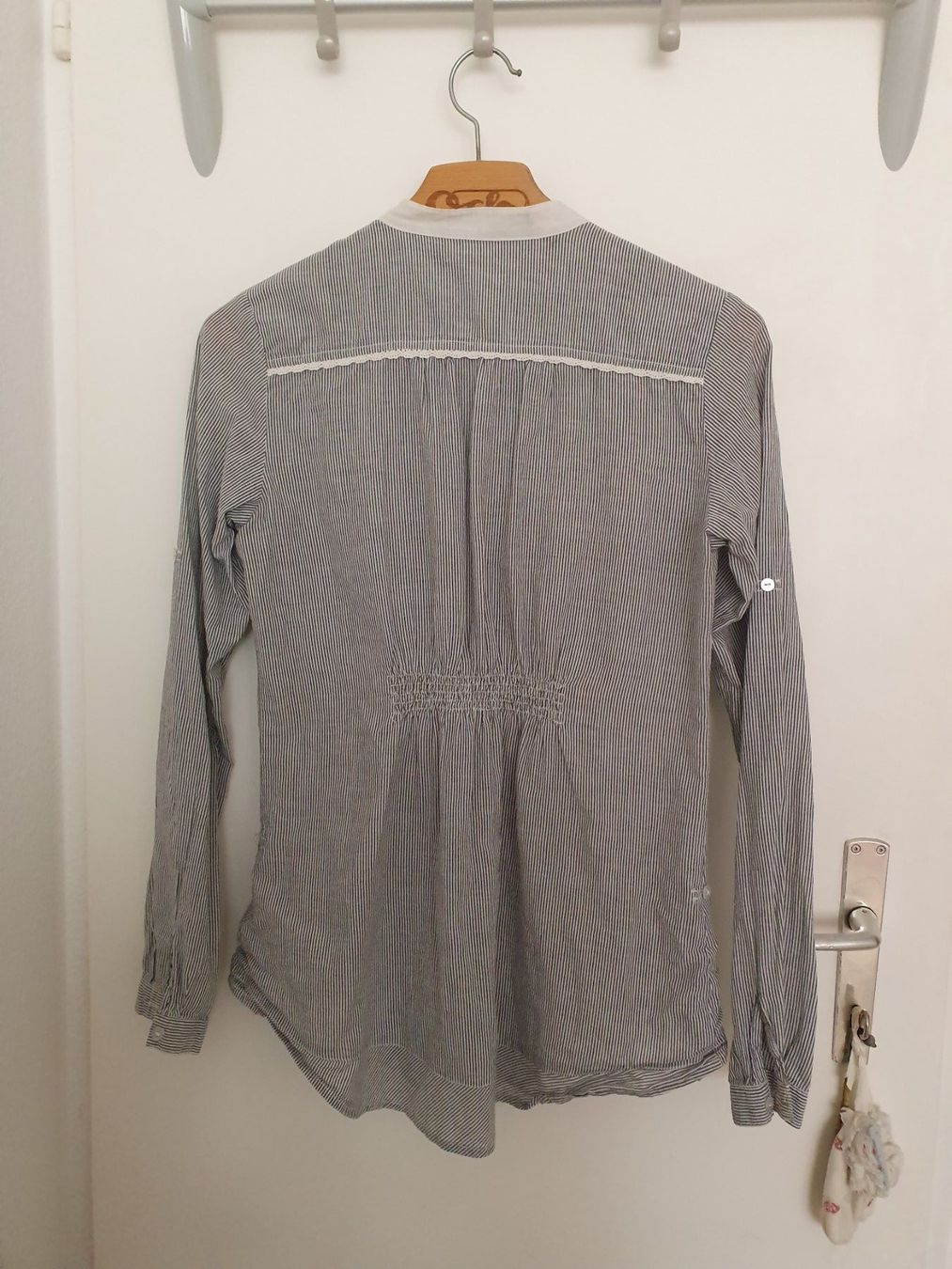 Hallhuber Camicette: Raffiniertes HALLHUBER Hemd mit Spitze, 100% Baumwolle, Gr36 – Usato da Zürich venduto da natalos 2