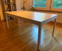 Ausziebarer Esstisch 180/240cm