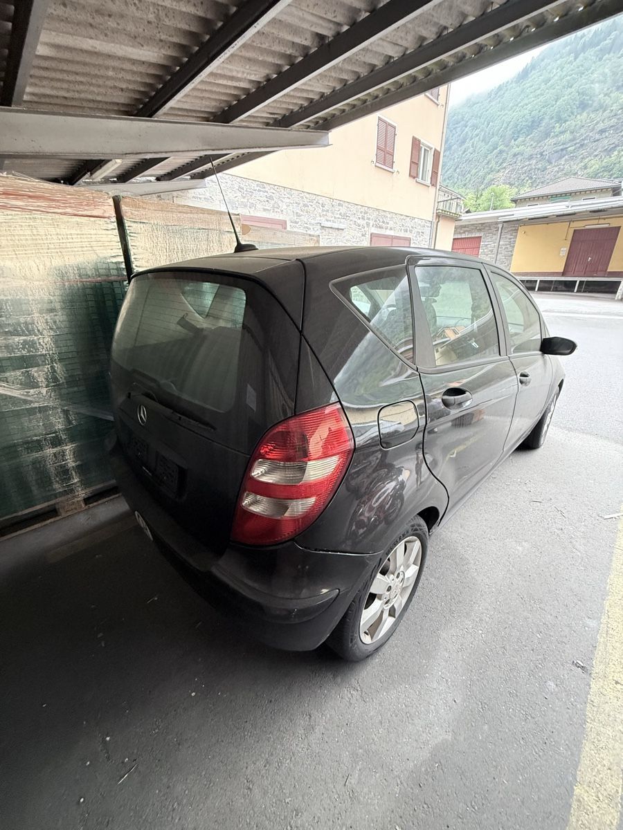 Mercedes-Benz Automobili: Mercedes classe a150 – Usato da Osogna venduto da wra.e36 1