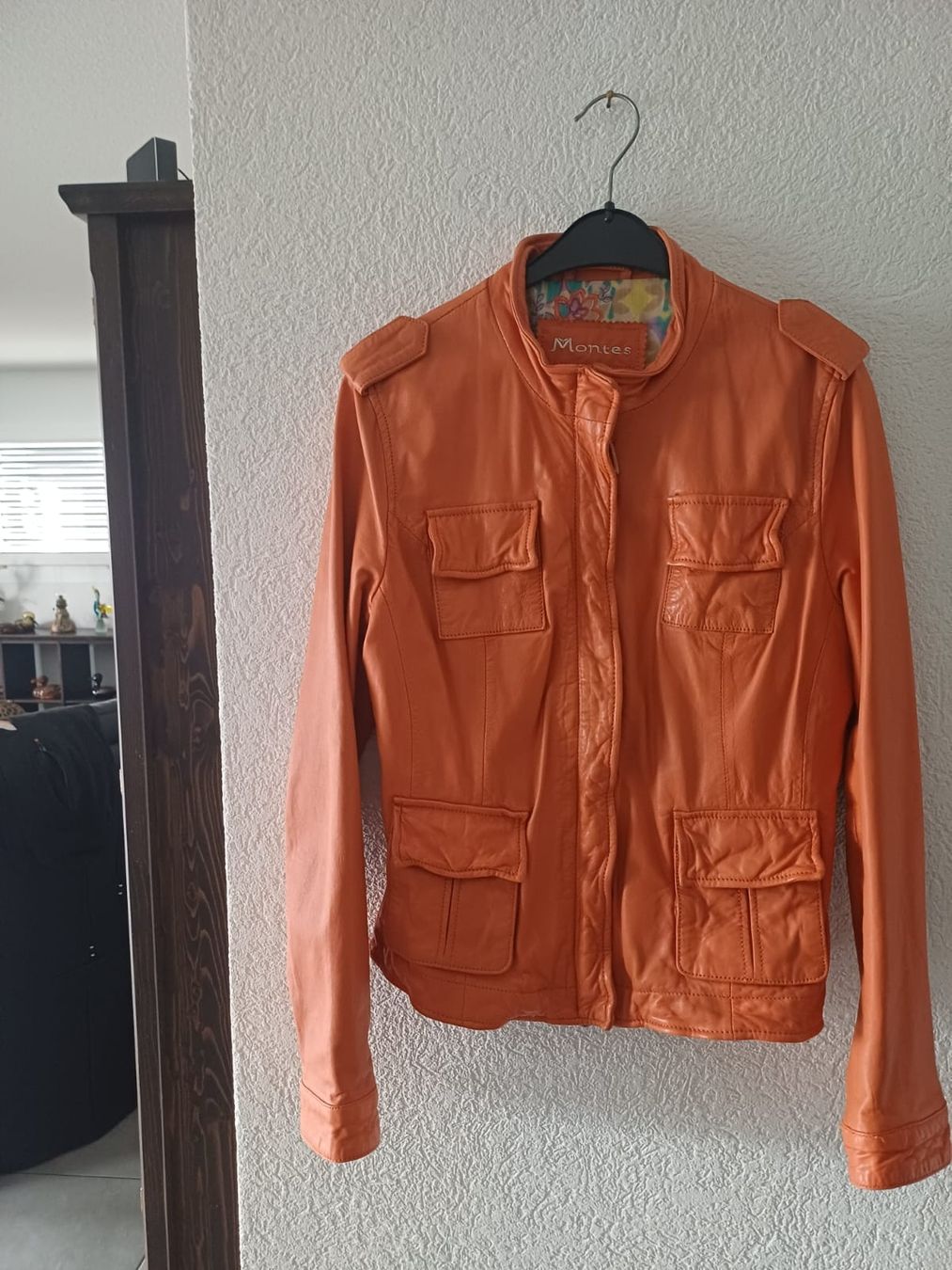 Giacche: Blouson en cuir Montes – Usato da Collonges venduto da cam_72xf 3