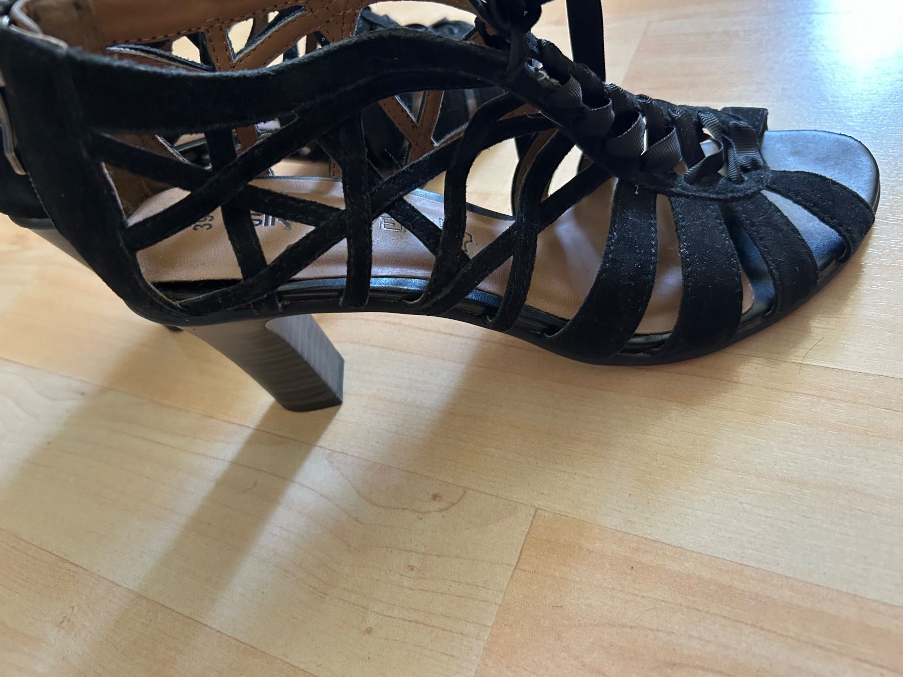 S.Oliver Damenschuhe: Sandalen S.Oliver 39 – Gebraucht aus Rorschach von LuciaTramp 3