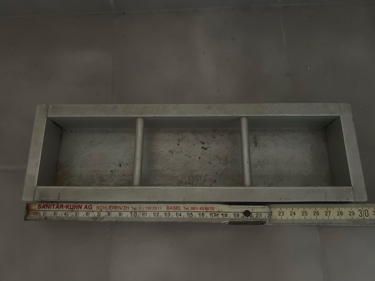 Garderobe: Wand Schirmständer  – Gebraucht aus Wetzikon ZH von TolleAussicht 4