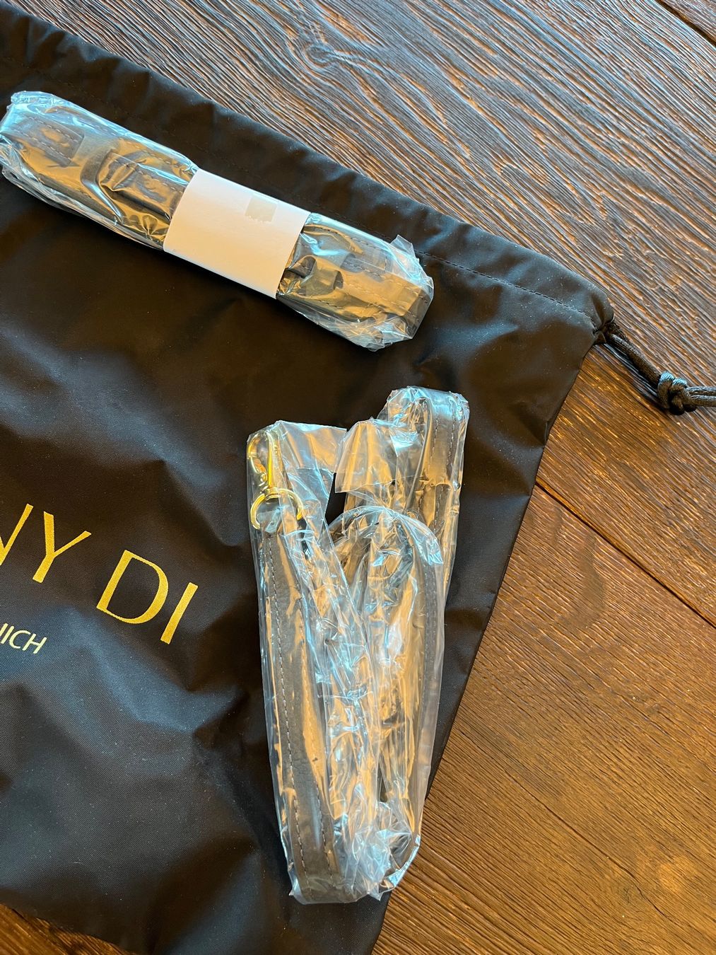 Borse da donna: Handtasche Any Di original – Usato da Herrliberg venduto da Optosonic 3
