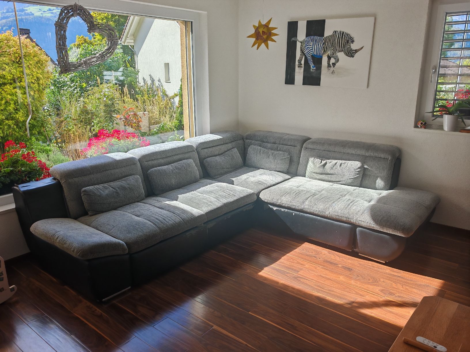 Sofas: Ecksofa zu verschenken  – Gebraucht aus Tscherlach von Be_Ricardo