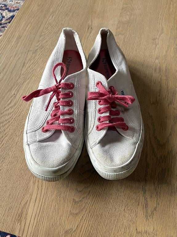 Chaussures femmes: Superga Schuhe  – D'occasion à Bern par anni2213