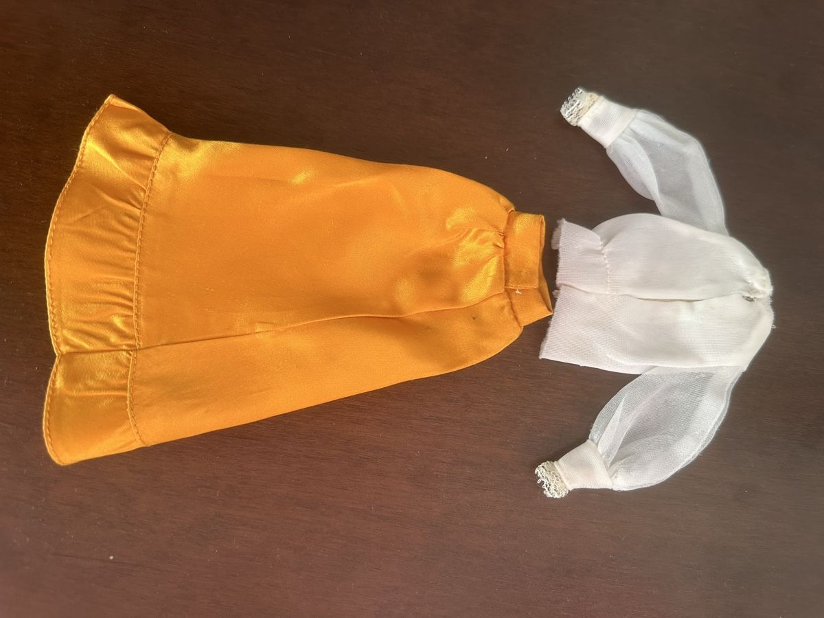 Bambole: Schönes Vintage Barbiekleid – Usato da Herbriggen venduto da Sehrazade 3